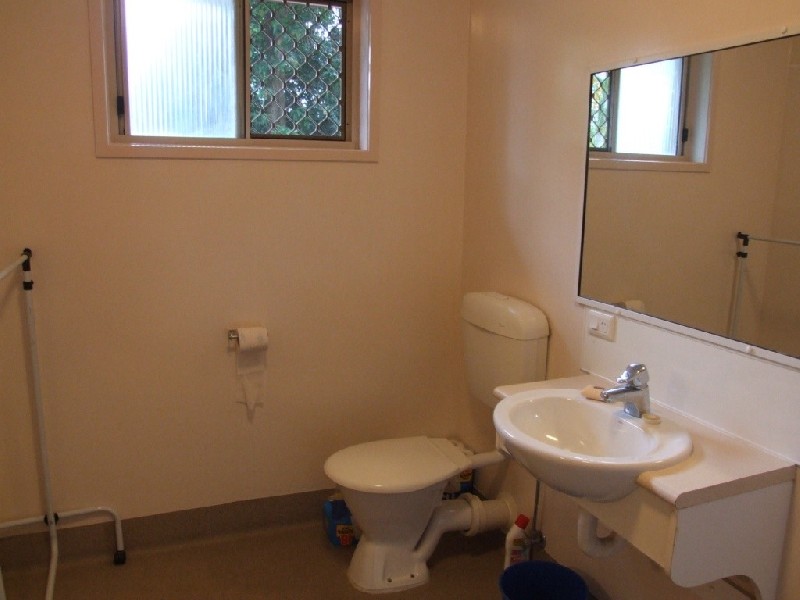 8 Nawalla Court, Karana Downs QLD 4306