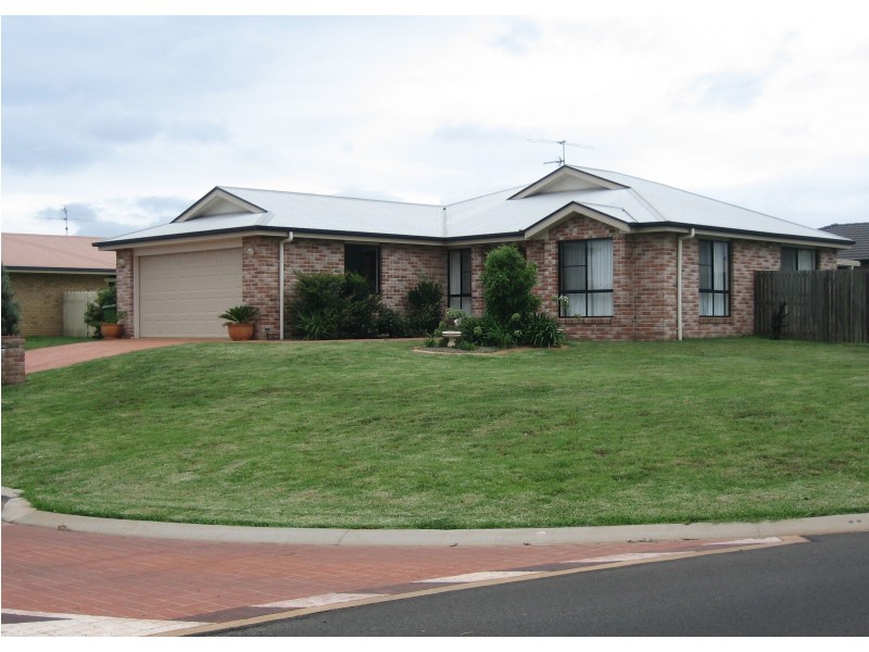 6 Merritt Street, Highfields QLD 4352