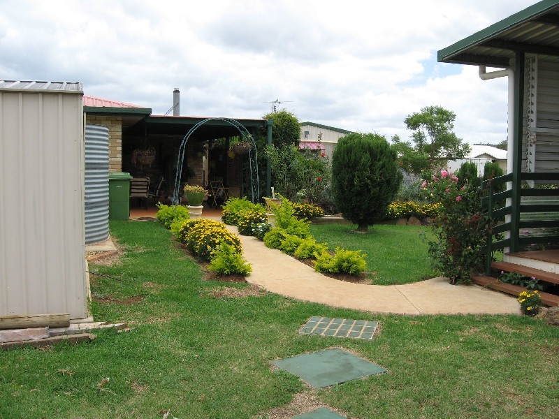 7 Highland Park Road, Meringandan QLD 4352