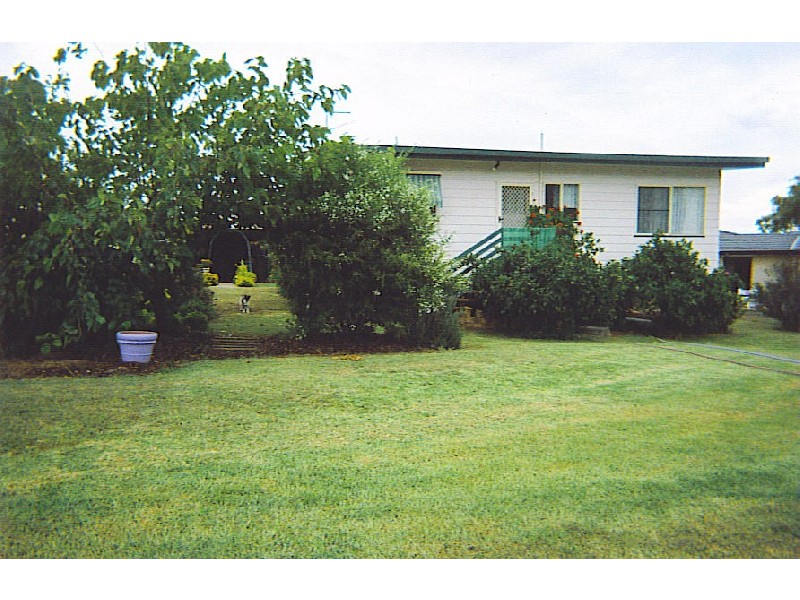 7 Highland Park Road, Meringandan QLD 4352