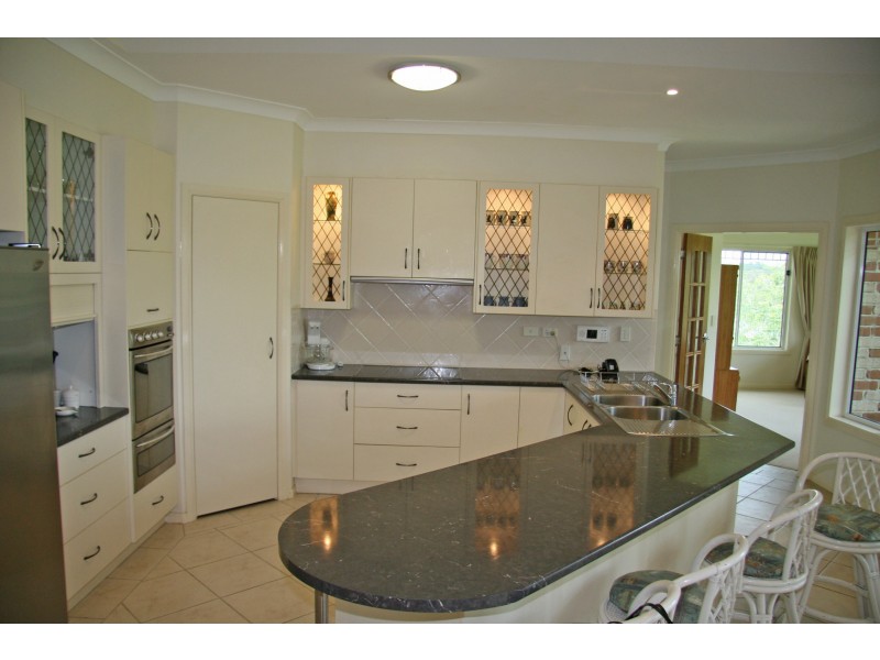 28 Katherine Court, Karalee QLD 4306