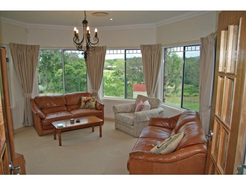 28 Katherine Court, Karalee QLD 4306