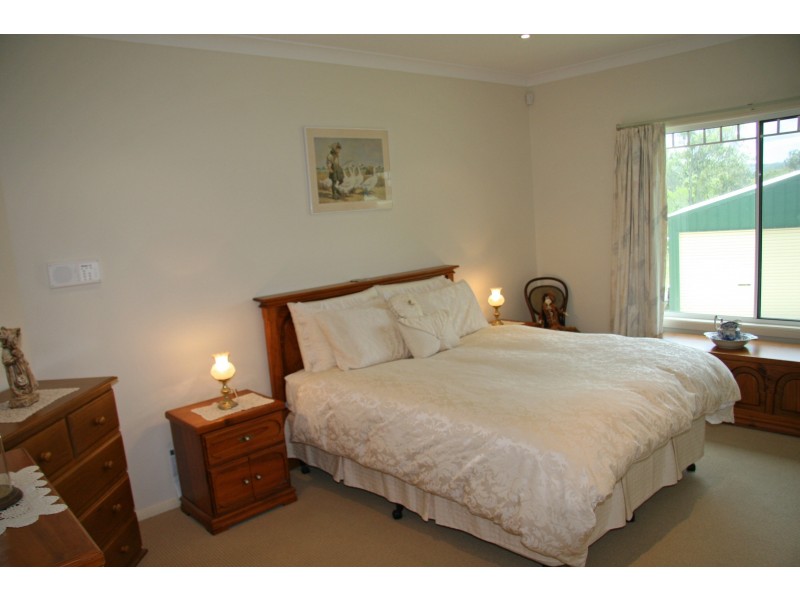 28 Katherine Court, Karalee QLD 4306