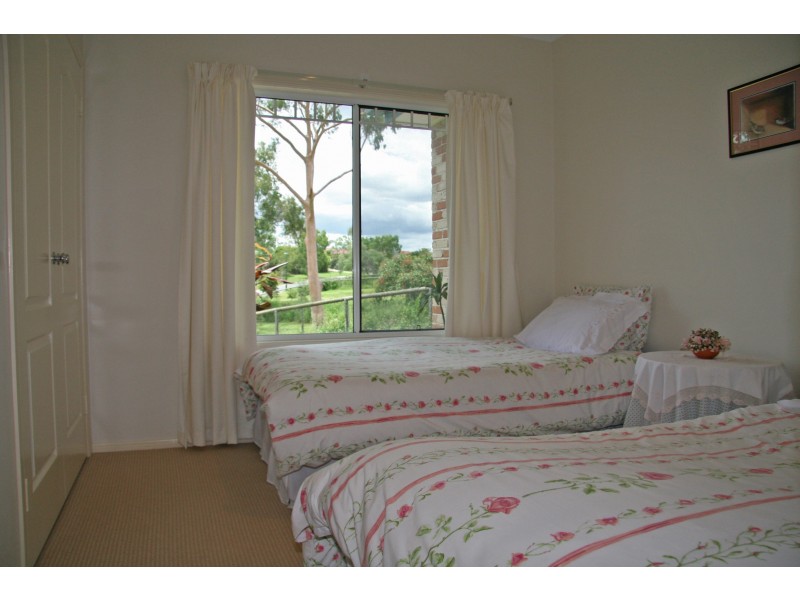 28 Katherine Court, Karalee QLD 4306