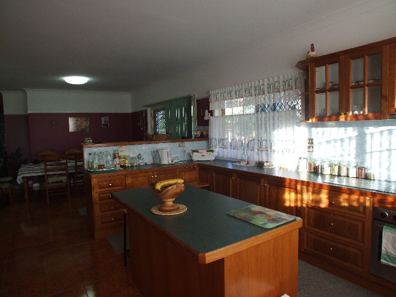 118 Wockner Road, Hampton QLD 4352