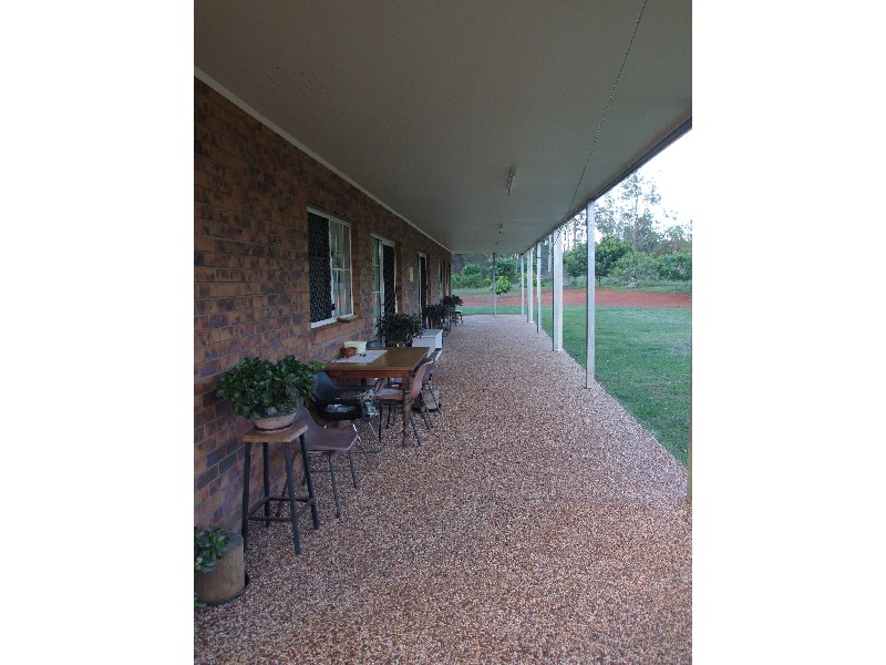 118 Wockner Road, Hampton QLD 4352