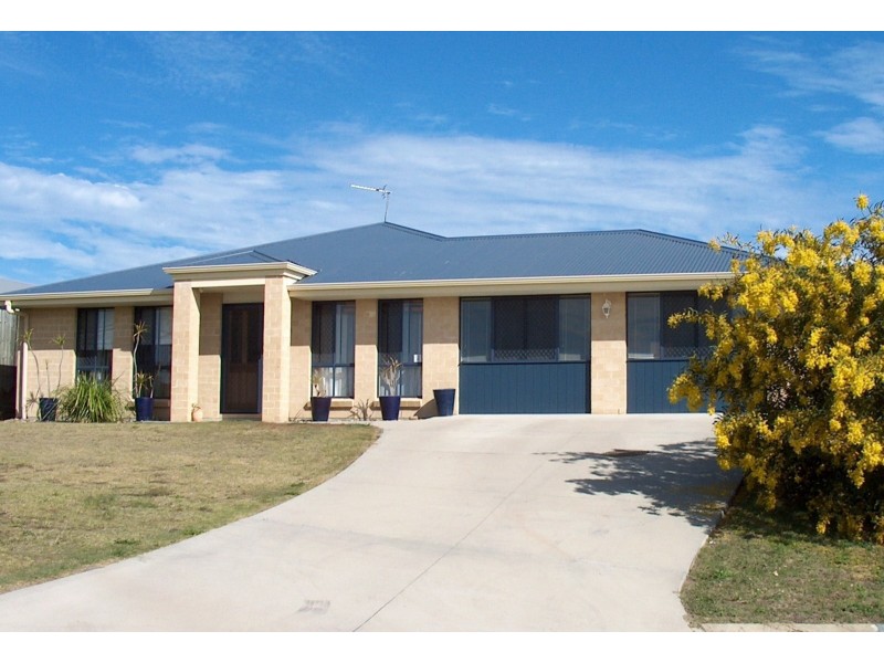 19 Queensbury Grove, Urraween QLD 4655