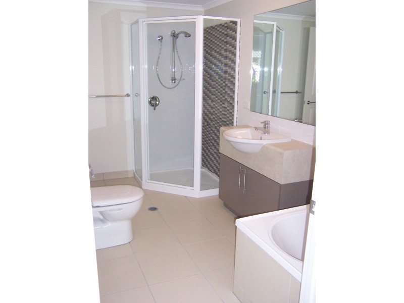 32/42 Warburton Street, North Ward QLD 4810