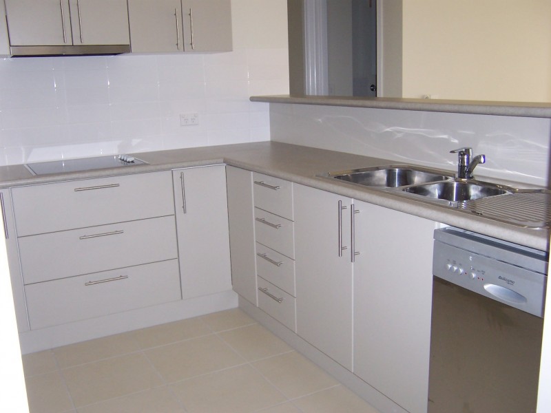 32/42 Warburton Street, North Ward QLD 4810