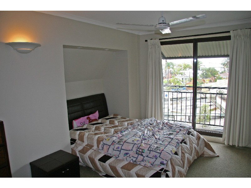 3 Dirk Hartog Place, Hollywell QLD 4216