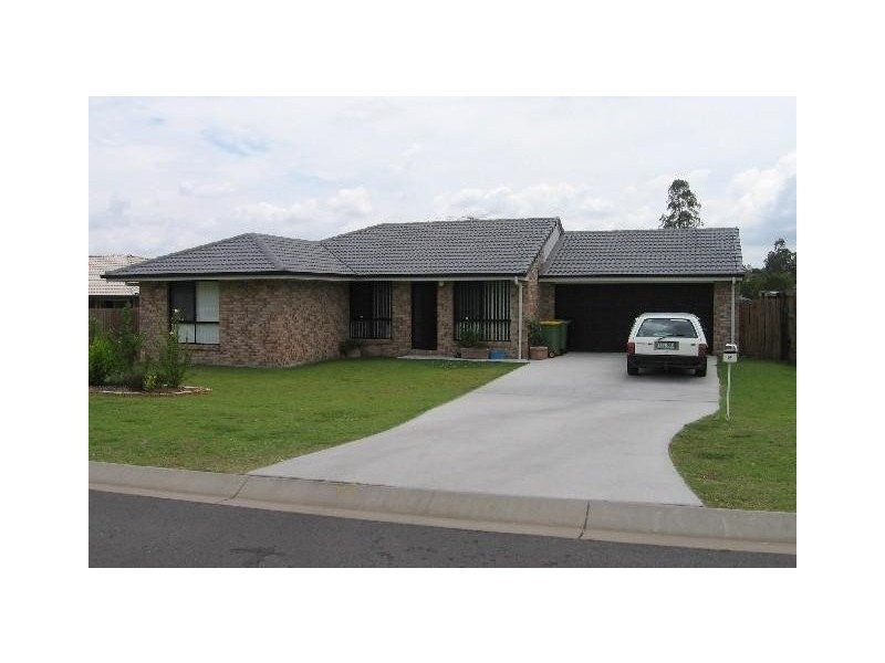 8 Barambah Court, Redbank Plains QLD 4301