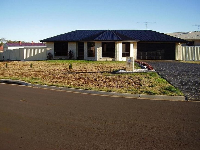 18 Elizabeth Street, Westbrook QLD 4350