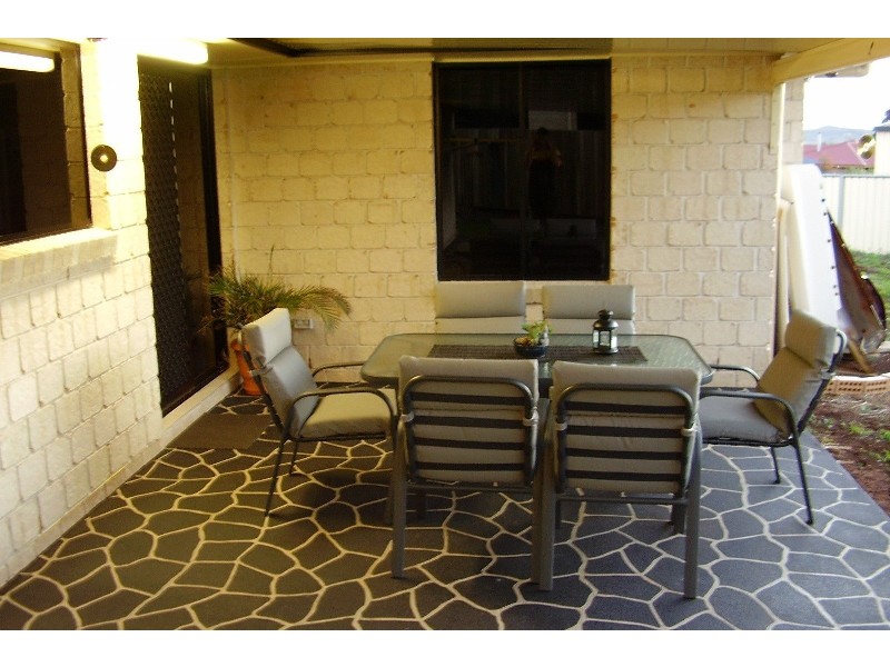 18 Elizabeth Street, Westbrook QLD 4350