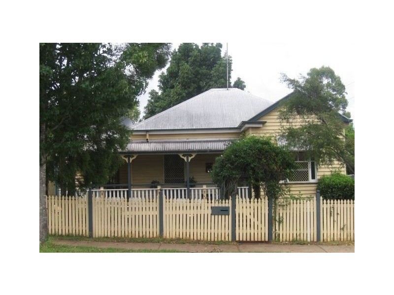 306 Alderley Street, Centenary Heights QLD 4350