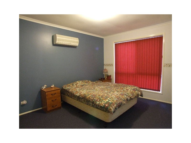 3 Fadden Close, Arundel QLD 4214