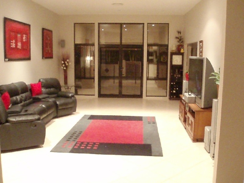 14 Avondale Road, Warner QLD 4500