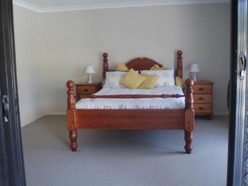 14 Avondale Road, Warner QLD 4500