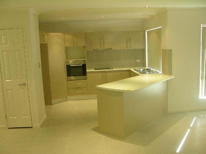 355 Main Road, Kuluin QLD 4558