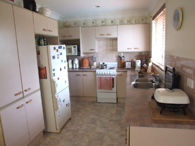 3 Plateau Parade, Bray Park QLD 4500