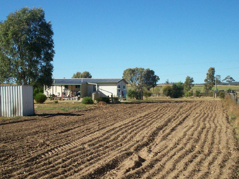 4215 Leyburn / Cunningham Road, Warwick QLD 4370