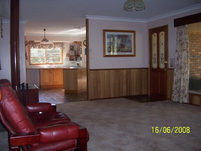 13 Highfields Road, Highfields QLD 4352