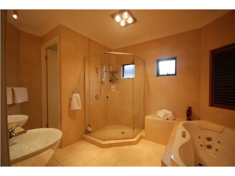 1 Halcyon Place, Coolum Beach QLD 4573