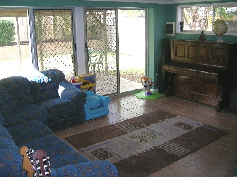 17 Tigris Street, Riverhills QLD 4074