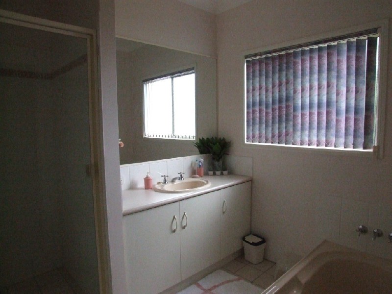 1a St Louis Street, East Toowoomba QLD 4350