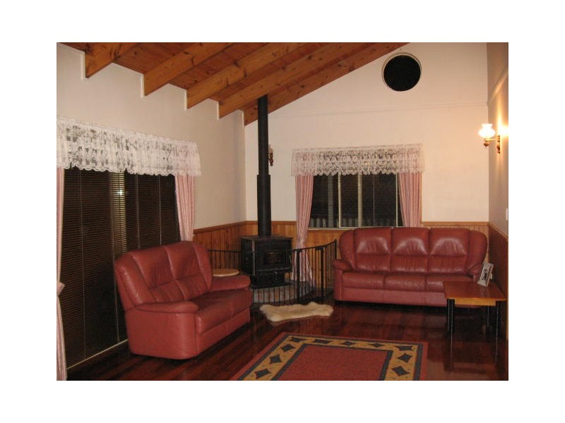 9 Blanche crt, Rothwell QLD 4022