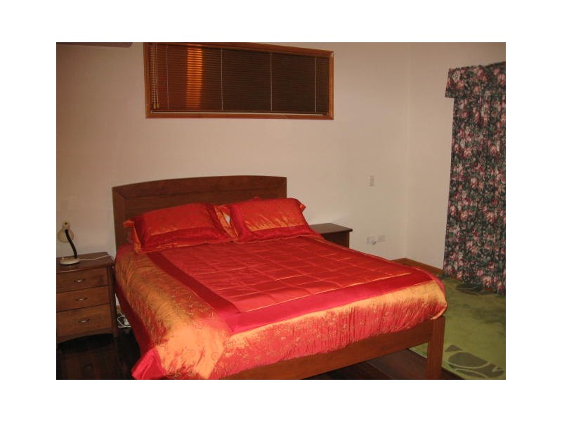 9 Blanche crt, Rothwell QLD 4022