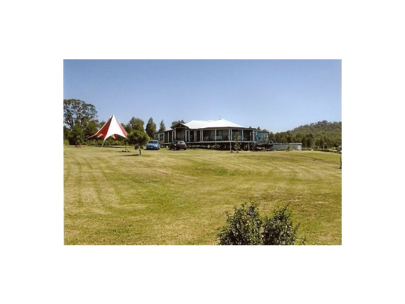 136 Dixon Lane, Greenmount East QLD 4359