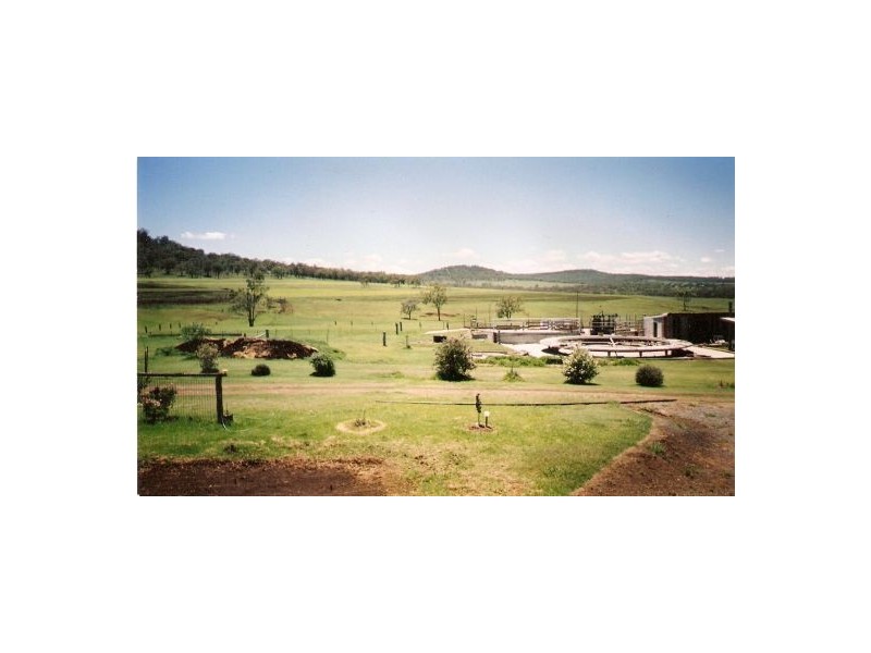 136 Dixon Lane, Greenmount East QLD 4359