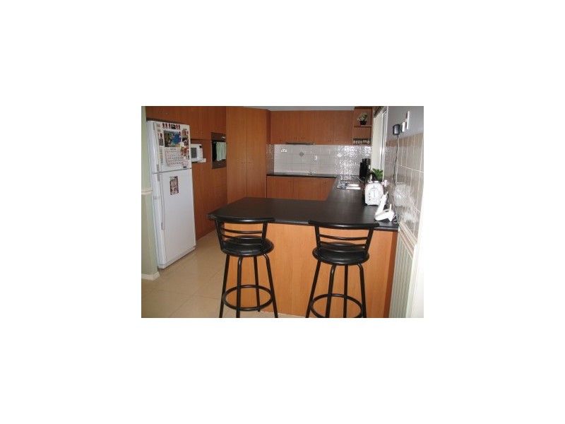 16 Connemara Rd, Gaven QLD 4211