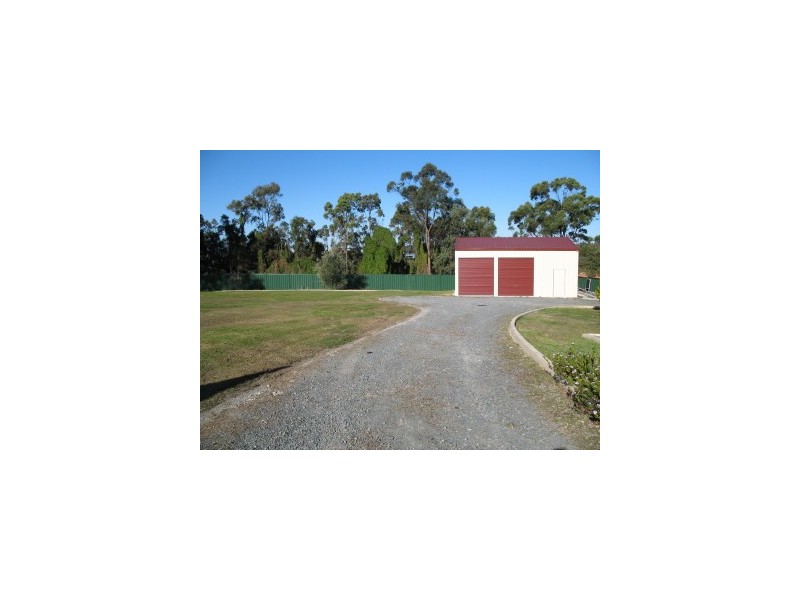 16 Connemara Rd, Gaven QLD 4211