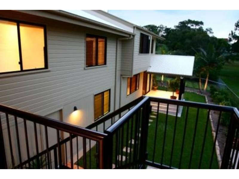 6 Ernest Street, Kings Beach QLD 4551