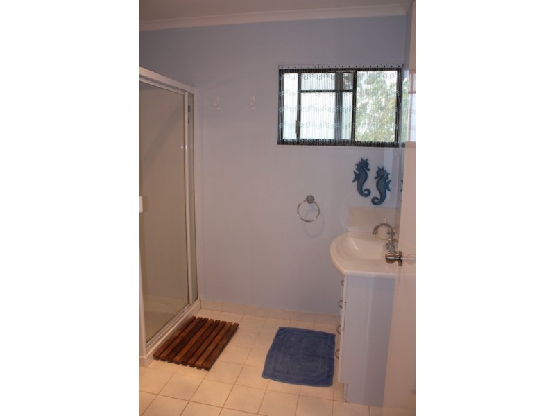 1 Amaroo Road, Thagoona QLD 4306