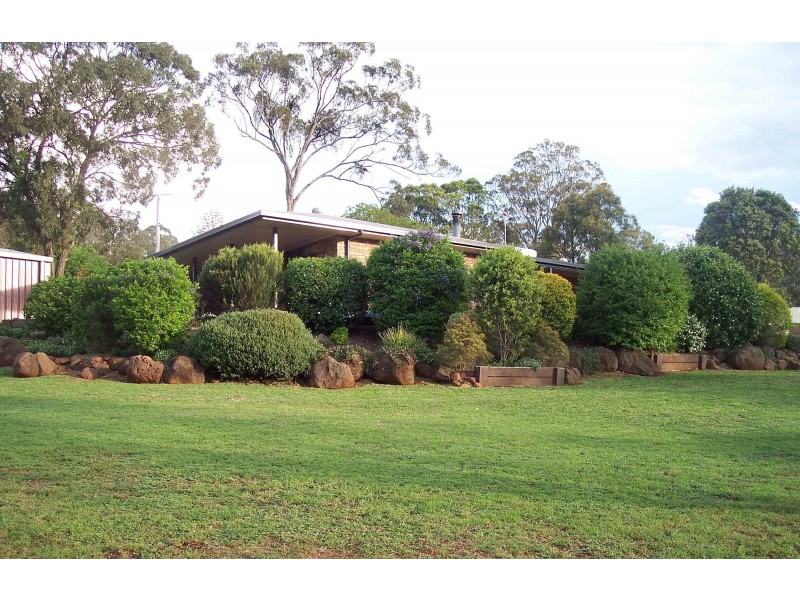 26 Kookaburra Cr, Glenvale QLD 4350