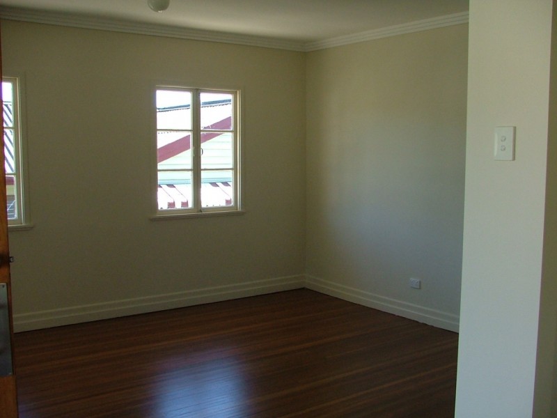 11 Vaucluse Street, Wavell Heights QLD 4012