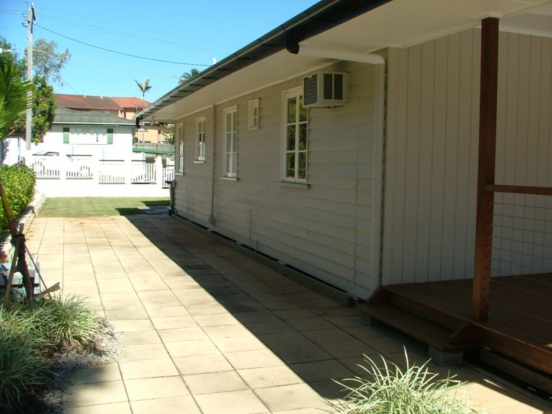 11 Vaucluse Street, Wavell Heights QLD 4012