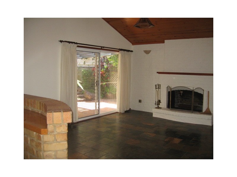 6 Rotorua Court, Aspley QLD 4034