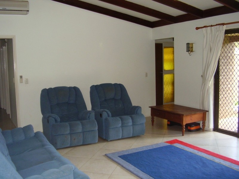 12 Nob Street, Hampton QLD 4352