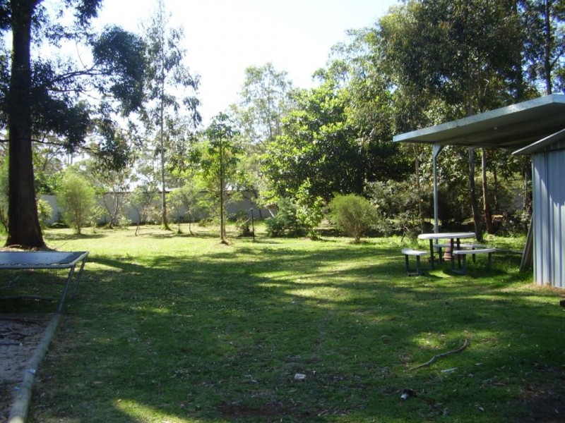 12 Nob Street, Hampton QLD 4352