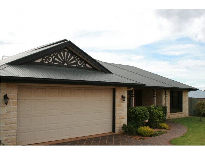 17 Melody Drive, Harristown QLD 4350