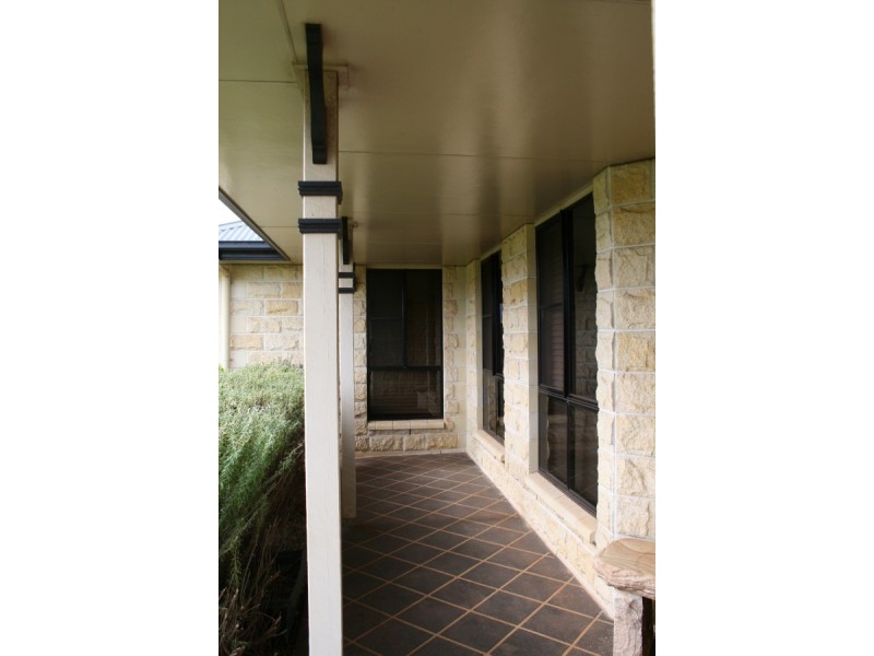 17 Melody Drive, Harristown QLD 4350