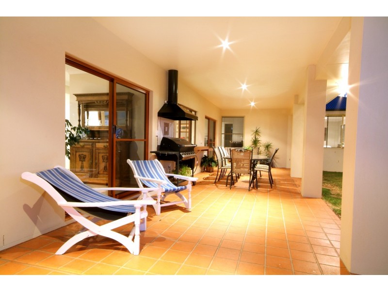 2 Schulz Court, Highfields QLD 4352