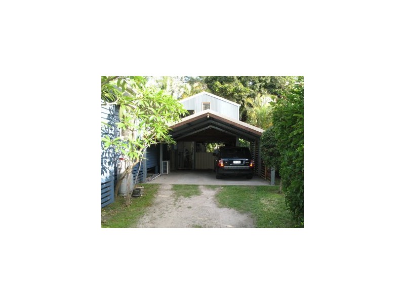 4  Michel Drive, Currumbin Waters QLD 4223