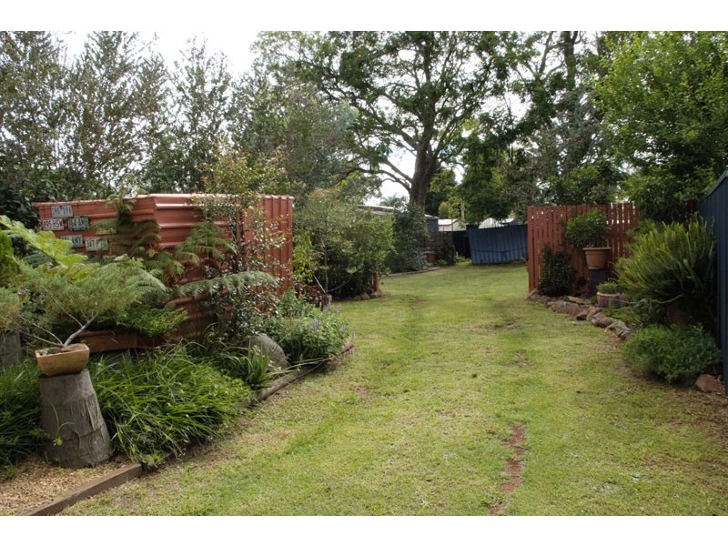 22 Clairmont Street, Newtown QLD 4350