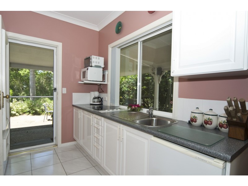 532 Black Mountain Road, Cooroy QLD 4563