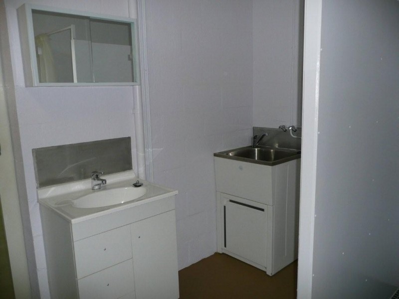 15a Sutton, Mount Isa QLD 4825