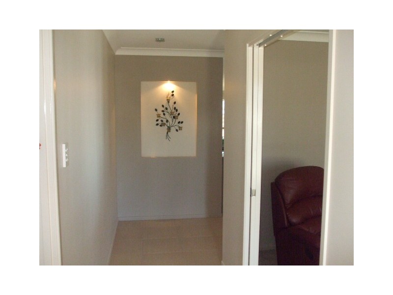 3 Carla Cr, Westbrook QLD 4350